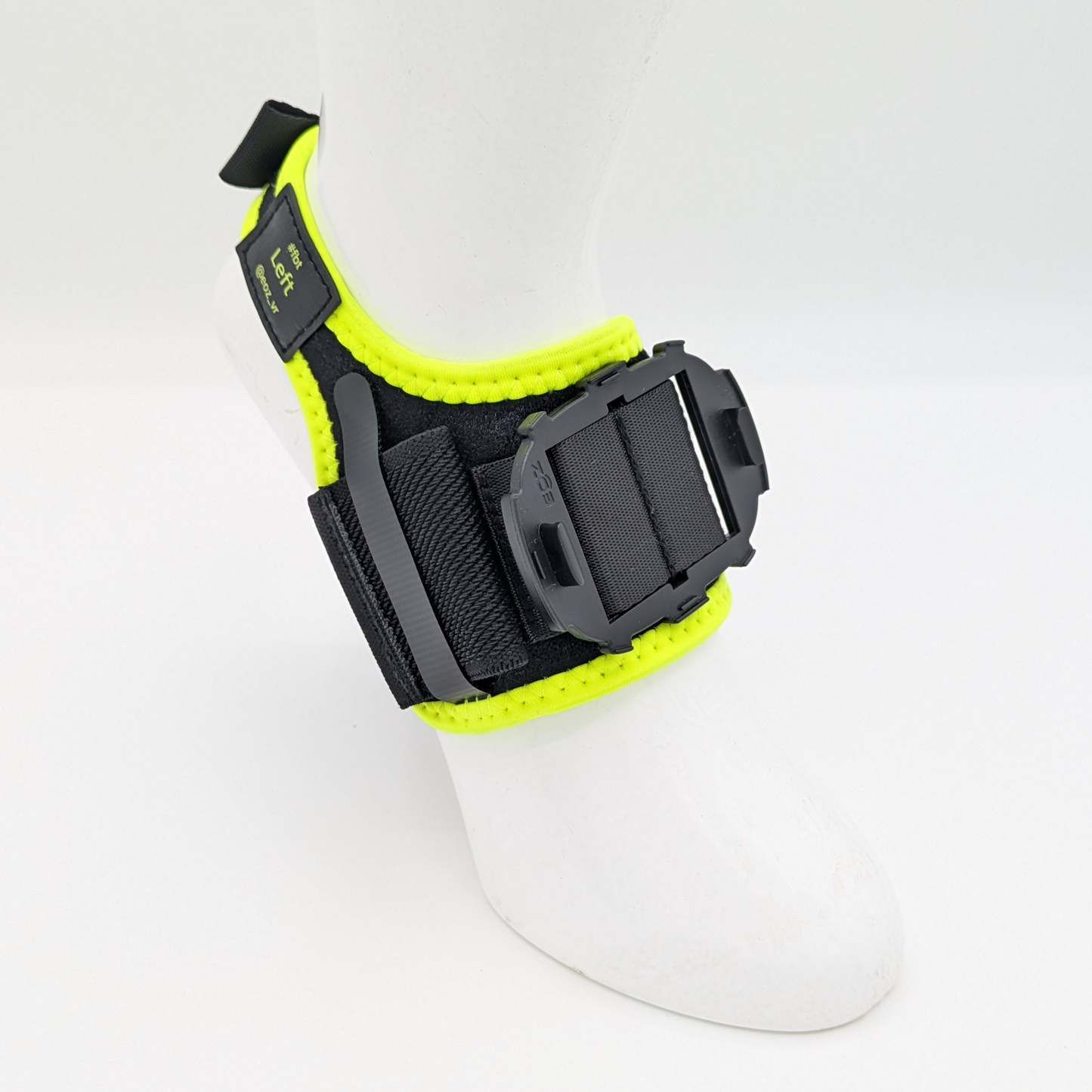 EoZ VIVEトラッカー(Ultimate)用ストラップ 足用 – IntoFree Market EoZ VIVEトラッカー(Ultimate)用ストラップ 足用 – IntoFree Market