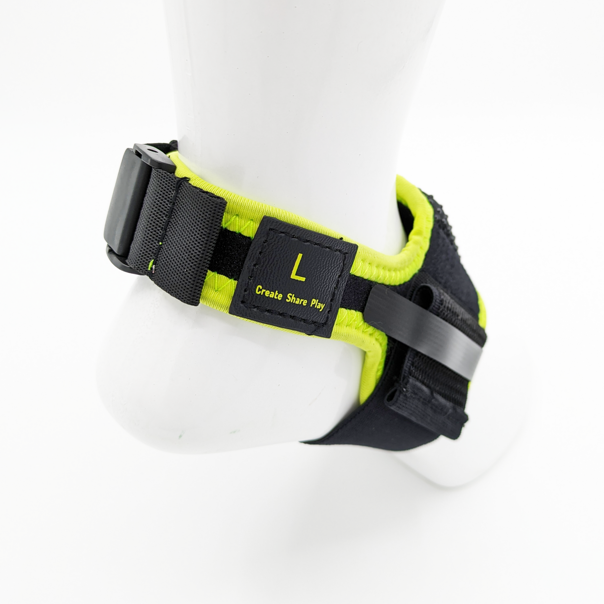 EoZ VRトラッカー用ストラップ 足用 ver.2 – IntoFree Market EoZ VRトラッカー用ストラップ 足用 ver.2 – IntoFree Market